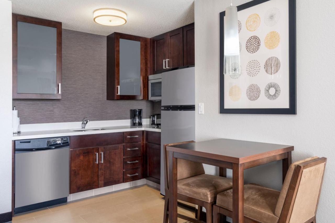 Residence Inn By Marriott Bloomington Zewnętrze zdjęcie