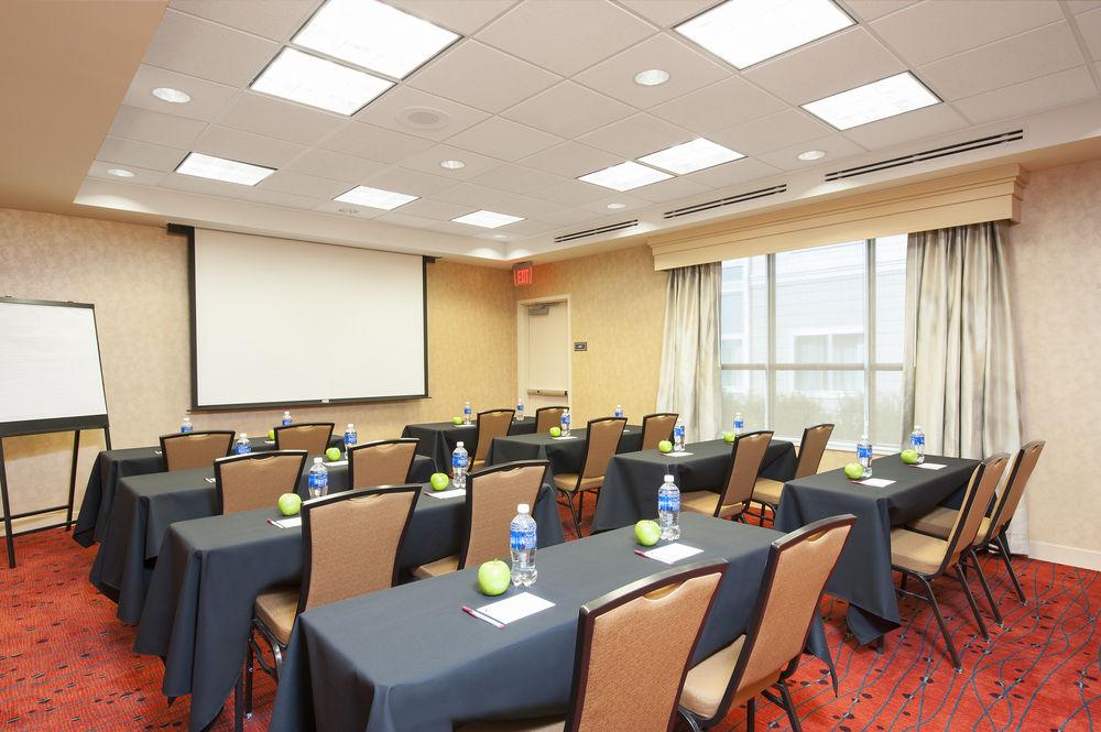 Residence Inn By Marriott Bloomington Zewnętrze zdjęcie